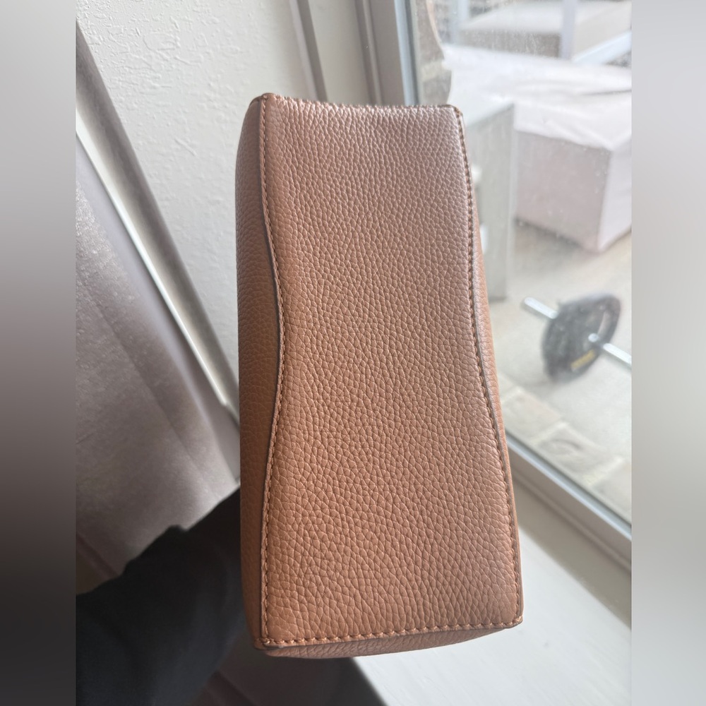 Tory Burch McGraw small bucket bag in moose - Picture 9 of 9